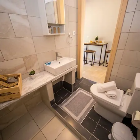 The Apartman Koméno