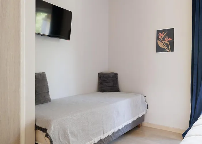 Apartament The *